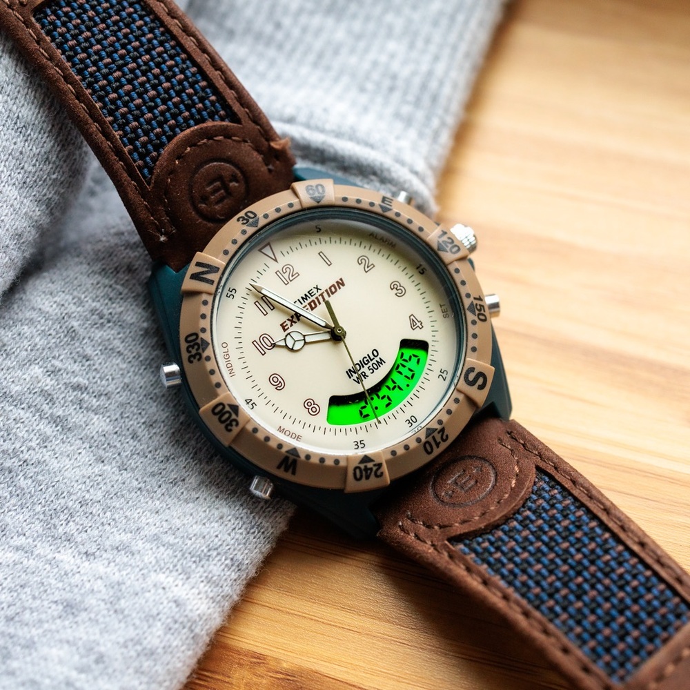 Vintage Timex Expedition 2000 Analog Digital Rare Blue/Cream Watch